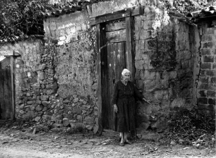 Sobre o poema “Humildade” de Cora Coralina