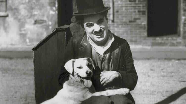 charles-chaplin-com-cachorro