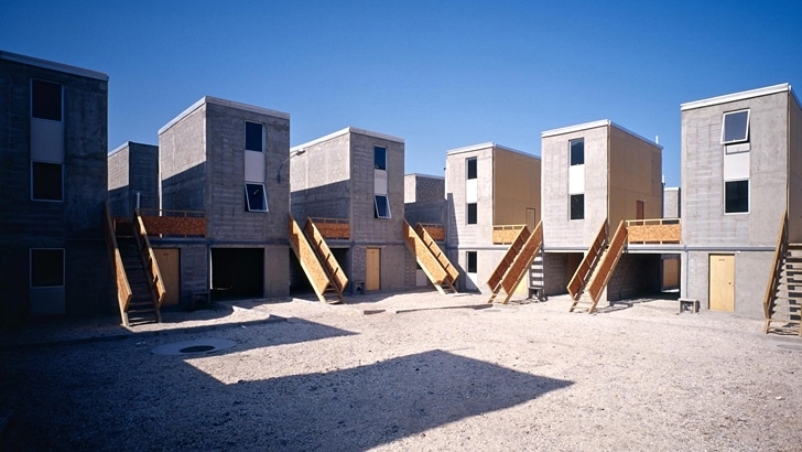 Alejandro-Aravena-Quinta-Monroy-Housing-ok-728