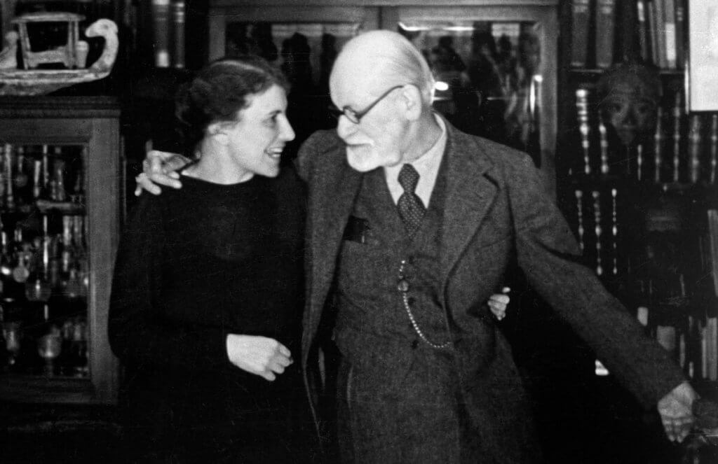 agrandeartedeserfeliz.com - Anna Freud e sua obra depois de Sigmund Freud
