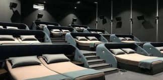 Na Suiça, cinema substitui assentos tradicionais por cama de casal
