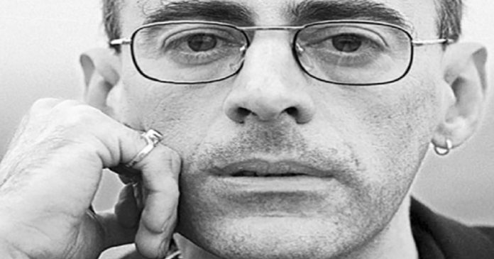 caio-fernando-abreu-frases “Nada dura para sempre: nem as dores, nem as alegrias.”