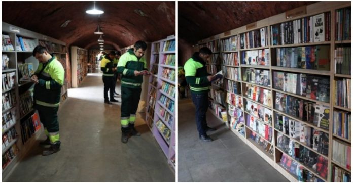 Coletores de lixo criam biblioteca comunitária com milhares de livros reciclados das ruas