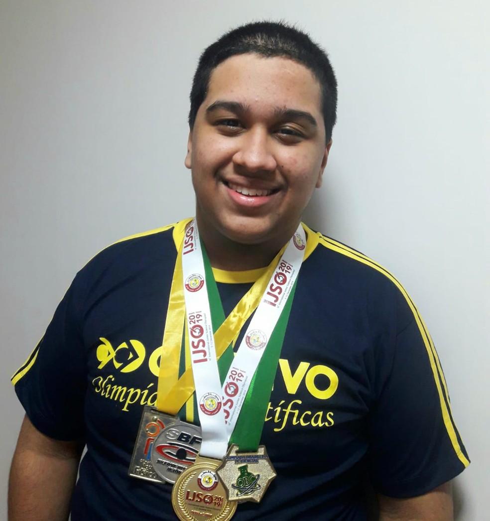 agrandeartedeserfeliz.com - Estudante brasileiro conquista medalha de ouro na Olimpíada Internacional de Física: 'Dei meu máximo'