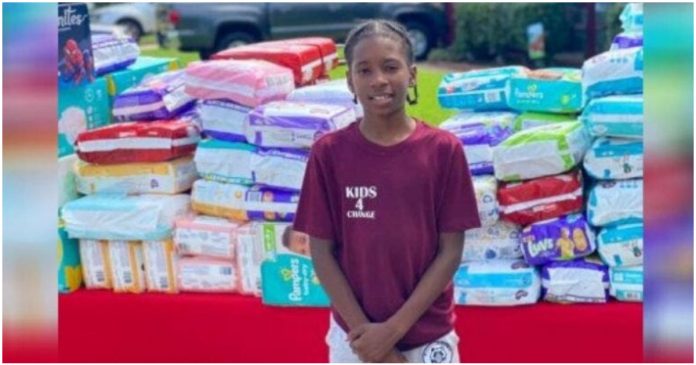 Menino de 11 anos doa mais de 22.000 fraldas para mães solteiras, vendendo limonada