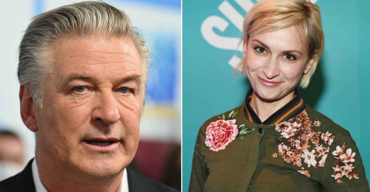 agrandeartedeserfeliz.com - Alec Baldwin apontava arma para a câmera no momento de disparo que matou diretora, diz depoimento