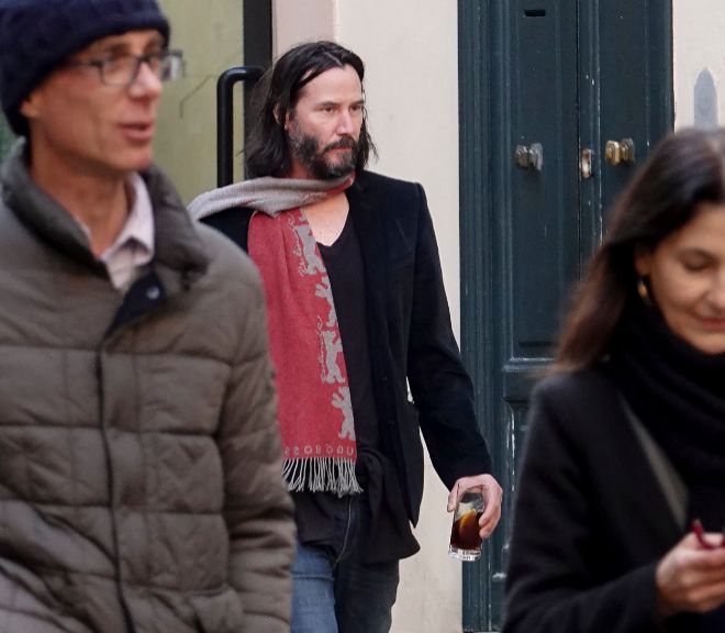 agrandeartedeserfeliz.com - Keanu Reeves, o ator milionário que não ostenta com roupas caras ou vive em mansões