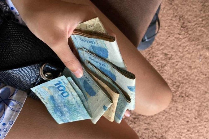 agrandeartedeserfeliz.com - Jovem devolve mais de R$ 5 mil encontrados em ônibus no DF: 'Acabou com minha aflição', diz dona da quantia