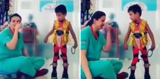 Terapeuta chora de alegria ao ver que seu pequeno paciente com deficiência voltou a andar [VIDEO]