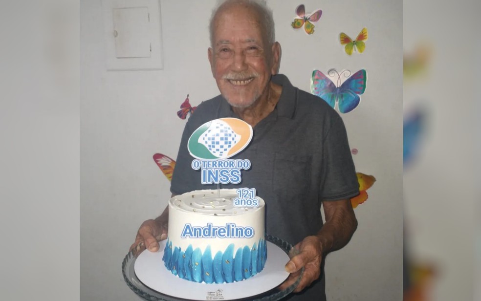 agrandeartedeserfeliz.com - "O terror do INSS": idoso comemora 121 anos com bolo temático em Aparecida de Goiânia (GO)