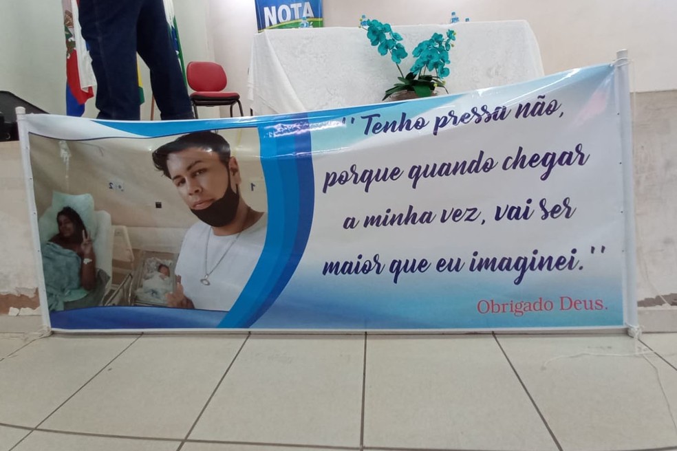 agrandeartedeserfeliz.com - Jovem de 21 anos ganha R$ 1 milhão em sorteio minutos depois do filho nascer no Paraná