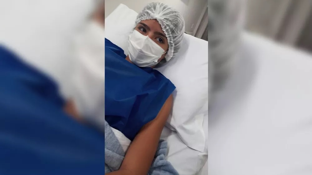 agrandeartedeserfeliz.com - Menina com 'coluna em S' anda ereta pela 1ª vez após cirurgia de correção da curvatura