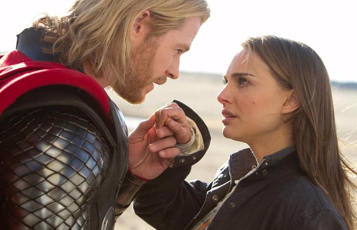 agrandeartedeserfeliz.com - "Está incrivelmente forte": Fãs da Marvel exaltam físico de Natalie Portman no trailer de Thor 4
