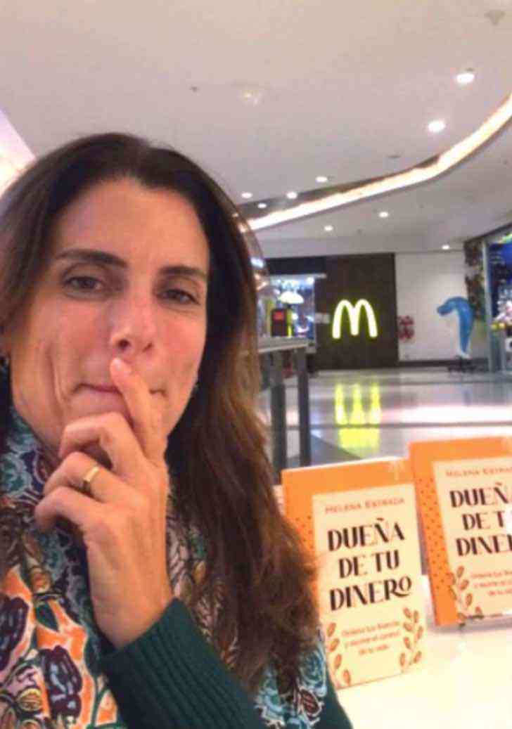 agrandeartedeserfeliz.com - Escritora lança livro em evento, mas ninguém vai: 'Faz parte do caminho aceitar o próprio fracasso'