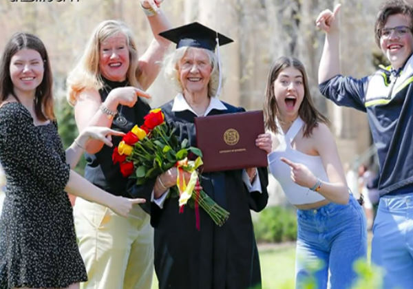 agrandeartedeserfeliz.com - Aos 84 anos, vovó realiza sonho de ser formar na faculdade: 'Pura satisfação'