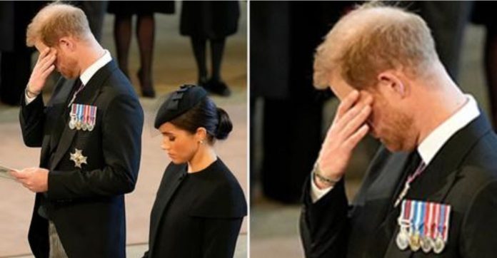 Funeral da Rainha: Harry vai às lágrimas ao se despedir da avó – veja fotos
