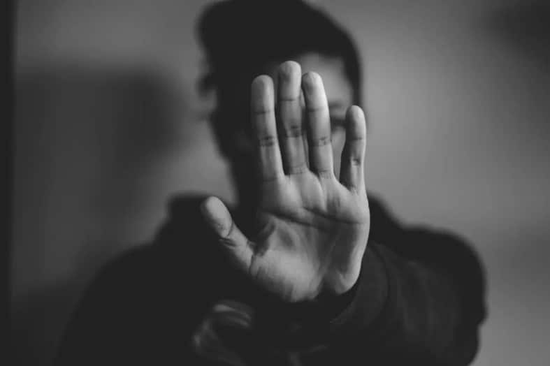 agrandeartedeserfeliz.com - Gaslighting emocional: como identificar quando algu&eacute;m faz voc&ecirc; duvidar de si mesma
